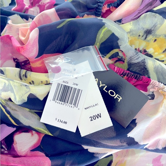 NWT Taylor Plus Size V-Neck Chiffon Elbow-Sleeve Maxi Dress Navy Lilac size 20W - Picture 12 of 12